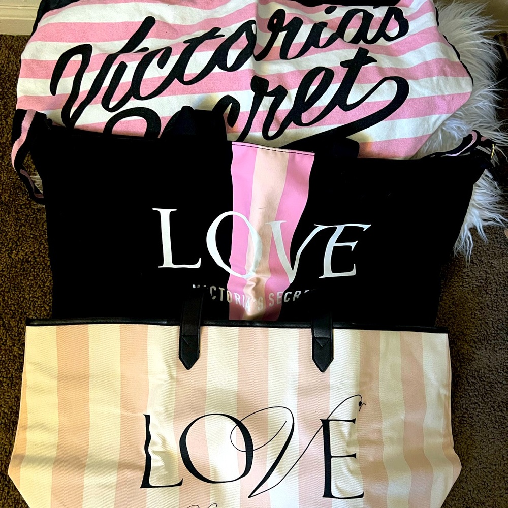 Victoria’s Secret TOTES